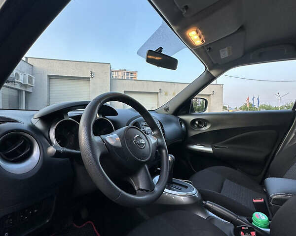 Белый Ниссан Жук, объемом двигателя 1.6 л и пробегом 77 тыс. км за 14300 $, фото 14 на Automoto.ua