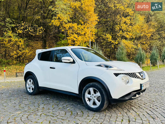 Белый Ниссан Жук, объемом двигателя 1.6 л и пробегом 91 тыс. км за 14000 $, фото 2 на Automoto.ua