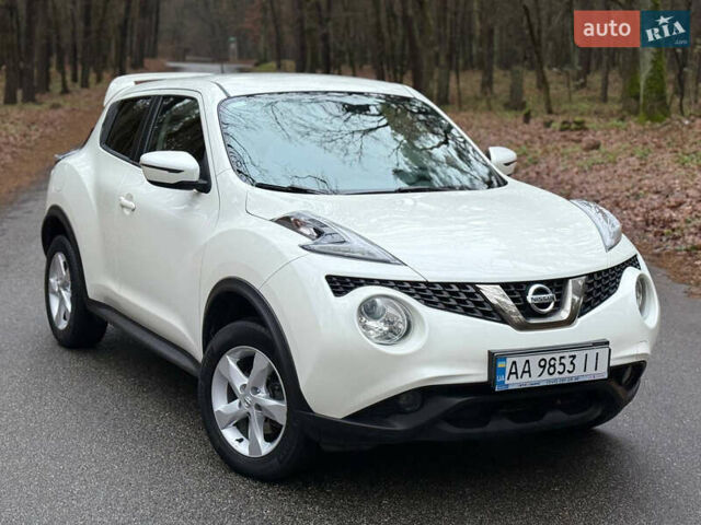 Белый Ниссан Жук, объемом двигателя 1.6 л и пробегом 78 тыс. км за 14500 $, фото 2 на Automoto.ua