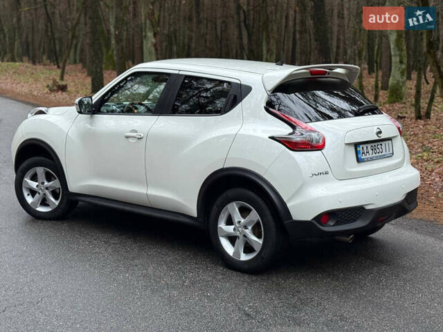 Белый Ниссан Жук, объемом двигателя 1.6 л и пробегом 78 тыс. км за 14500 $, фото 4 на Automoto.ua