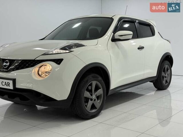 Белый Ниссан Жук, объемом двигателя 1.6 л и пробегом 69 тыс. км за 14700 $, фото 7 на Automoto.ua