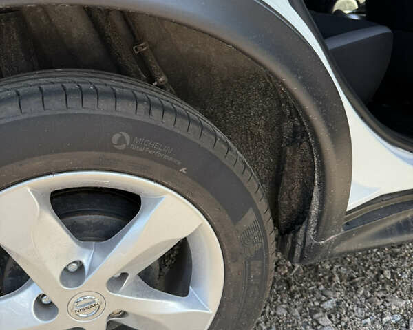 Білий Ніссан Жук, об'ємом двигуна 1.6 л та пробігом 16 тис. км за 17500 $, фото 12 на Automoto.ua