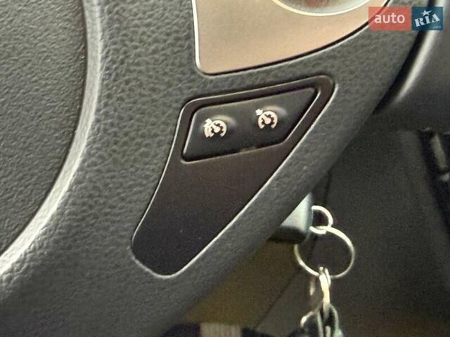 Белый Ниссан Жук, объемом двигателя 1.6 л и пробегом 35 тыс. км за 14800 $, фото 34 на Automoto.ua