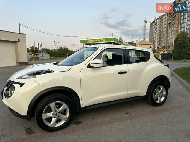Белый Ниссан Жук, объемом двигателя 1.6 л и пробегом 77 тыс. км за 14300 $, фото 5 на Automoto.ua