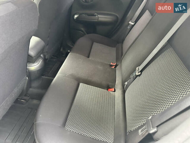 Белый Ниссан Жук, объемом двигателя 1.6 л и пробегом 203 тыс. км за 12500 $, фото 6 на Automoto.ua