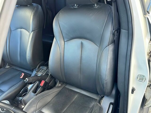 Белый Ниссан Жук, объемом двигателя 1.6 л и пробегом 46 тыс. км за 3200 $, фото 5 на Automoto.ua