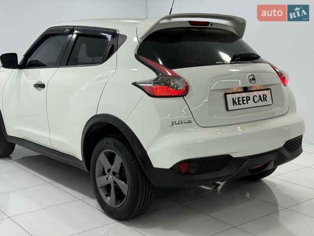 Белый Ниссан Жук, объемом двигателя 1.6 л и пробегом 69 тыс. км за 14700 $, фото 15 на Automoto.ua