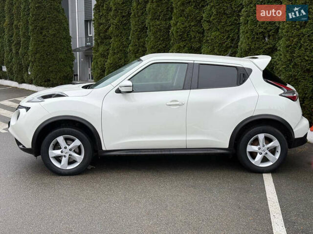 Белый Ниссан Жук, объемом двигателя 1.6 л и пробегом 78 тыс. км за 14500 $, фото 7 на Automoto.ua