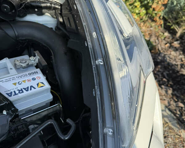 Білий Ніссан Жук, об'ємом двигуна 1.6 л та пробігом 16 тис. км за 17500 $, фото 31 на Automoto.ua