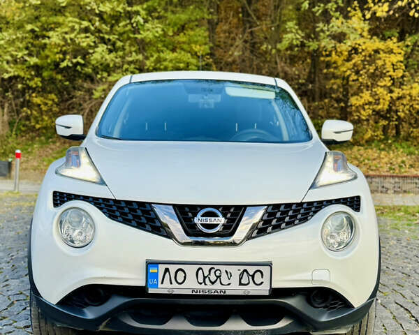 Белый Ниссан Жук, объемом двигателя 1.6 л и пробегом 91 тыс. км за 14000 $, фото 7 на Automoto.ua