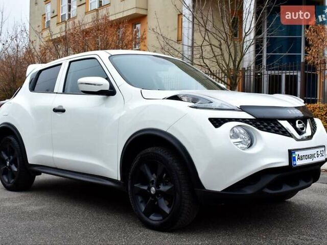 Белый Ниссан Жук, объемом двигателя 1.6 л и пробегом 39 тыс. км за 12400 $, фото 3 на Automoto.ua
