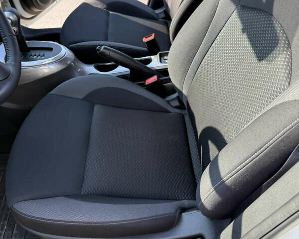 Білий Ніссан Жук, об'ємом двигуна 1.6 л та пробігом 16 тис. км за 17500 $, фото 39 на Automoto.ua