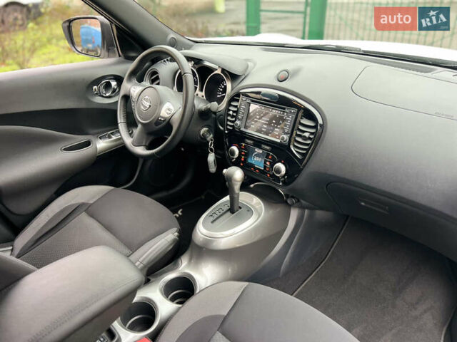 Белый Ниссан Жук, объемом двигателя 1.6 л и пробегом 78 тыс. км за 14500 $, фото 10 на Automoto.ua