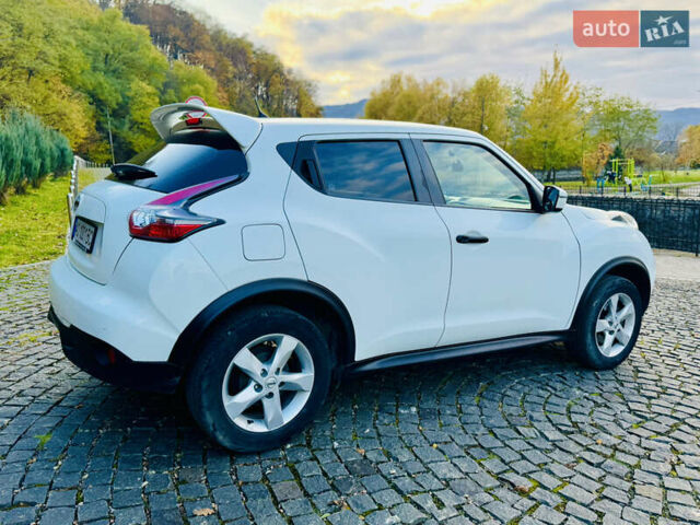 Белый Ниссан Жук, объемом двигателя 1.6 л и пробегом 91 тыс. км за 14000 $, фото 3 на Automoto.ua