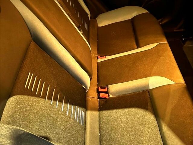 Белый Ниссан Жук, объемом двигателя 1.6 л и пробегом 51 тыс. км за 14899 $, фото 4 на Automoto.ua