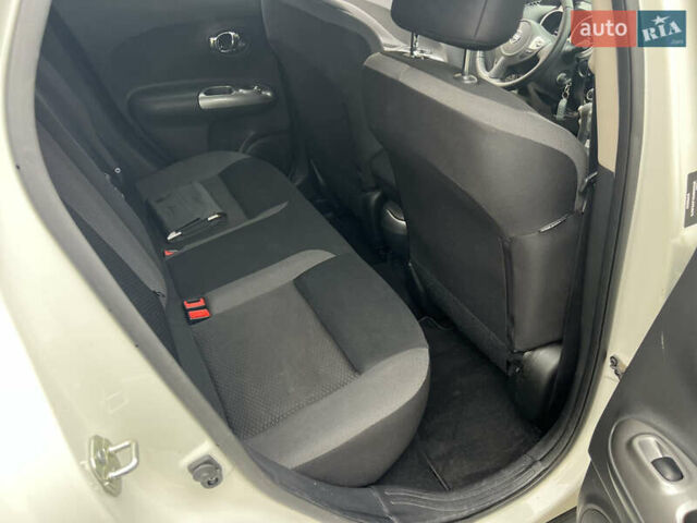 Белый Ниссан Жук, объемом двигателя 1.6 л и пробегом 78 тыс. км за 14500 $, фото 20 на Automoto.ua