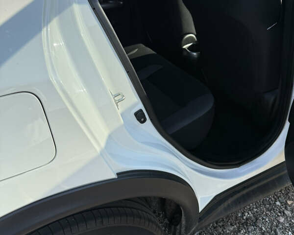 Білий Ніссан Жук, об'ємом двигуна 1.6 л та пробігом 16 тис. км за 17500 $, фото 11 на Automoto.ua