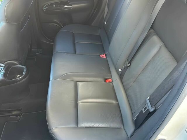 Белый Ниссан Жук, объемом двигателя 1.6 л и пробегом 46 тыс. км за 3200 $, фото 9 на Automoto.ua