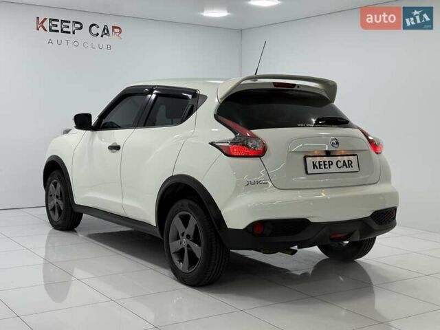 Белый Ниссан Жук, объемом двигателя 1.6 л и пробегом 69 тыс. км за 14700 $, фото 11 на Automoto.ua