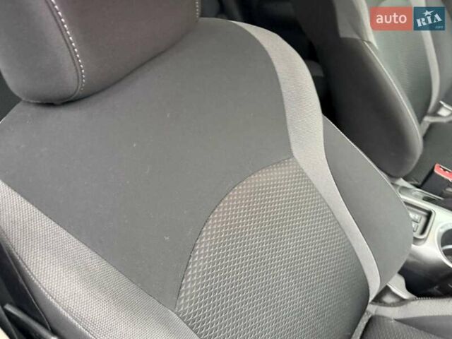 Белый Ниссан Жук, объемом двигателя 1.6 л и пробегом 35 тыс. км за 14800 $, фото 55 на Automoto.ua