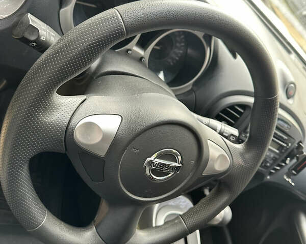 Белый Ниссан Жук, объемом двигателя 1.6 л и пробегом 203 тыс. км за 12500 $, фото 12 на Automoto.ua