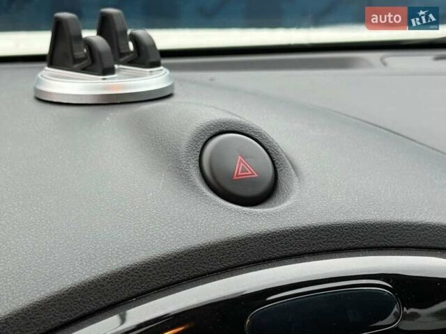 Белый Ниссан Жук, объемом двигателя 1.6 л и пробегом 35 тыс. км за 14800 $, фото 40 на Automoto.ua