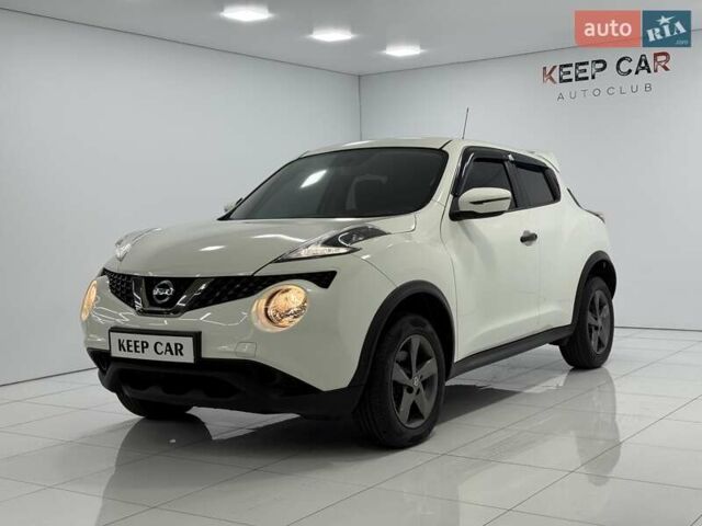 Белый Ниссан Жук, объемом двигателя 1.6 л и пробегом 69 тыс. км за 14700 $, фото 5 на Automoto.ua
