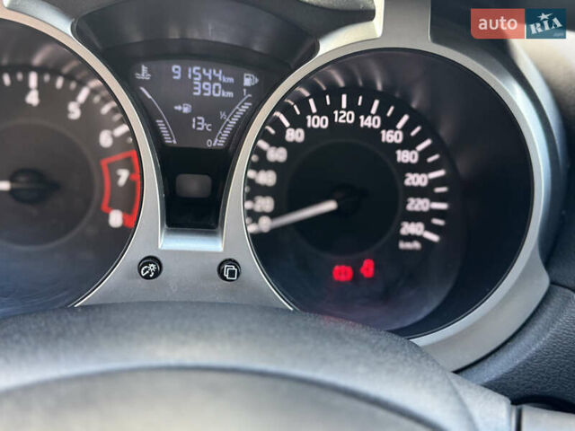 Белый Ниссан Жук, объемом двигателя 1.6 л и пробегом 91 тыс. км за 14000 $, фото 14 на Automoto.ua