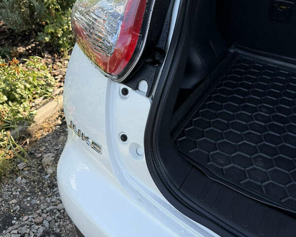 Білий Ніссан Жук, об'ємом двигуна 1.6 л та пробігом 16 тис. км за 17500 $, фото 2 на Automoto.ua