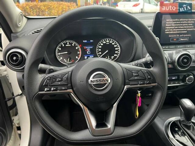 Білий Ніссан Жук, об'ємом двигуна 1 л та пробігом 35 тис. км за 18990 $, фото 18 на Automoto.ua