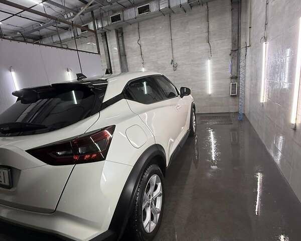Ниссан Жук 2021 в Киеве на Automoto.ua Белый Ниссан Жук, объемом двигателя 1 л и пробегом 25 тыс. км за 19300 $, фото 3 на Automoto.ua