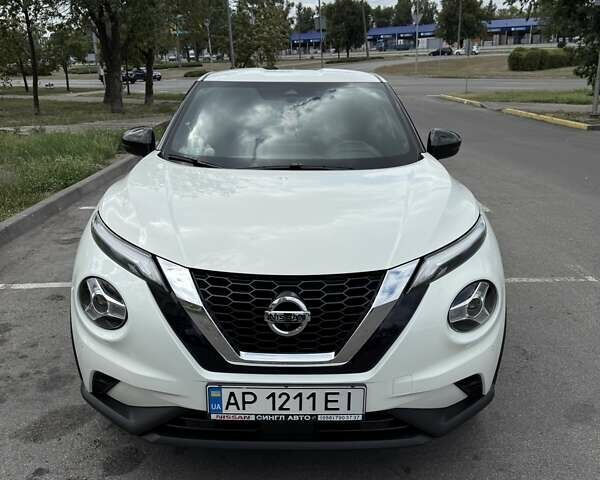 Белый Ниссан Жук, объемом двигателя 1 л и пробегом 26 тыс. км за 21500 $, фото 1 на Automoto.ua