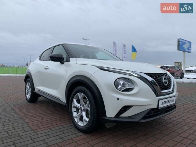 Белый Ниссан Жук, объемом двигателя 1 л и пробегом 39 тыс. км за 18500 $, фото 7 на Automoto.ua