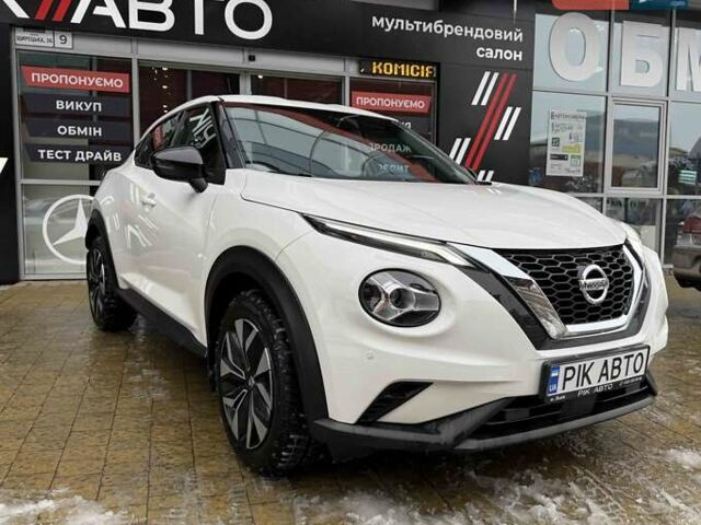 Белый Ниссан Жук, объемом двигателя 1 л и пробегом 61 тыс. км за 18900 $, фото 3 на Automoto.ua