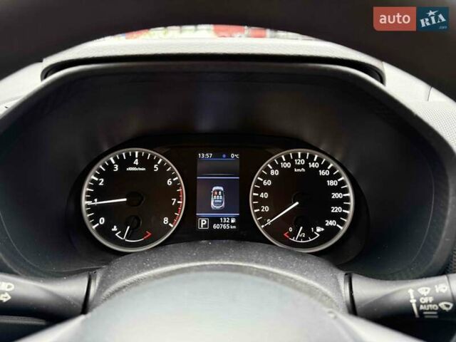 Белый Ниссан Жук, объемом двигателя 1 л и пробегом 61 тыс. км за 18900 $, фото 20 на Automoto.ua