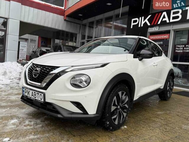 Белый Ниссан Жук, объемом двигателя 1 л и пробегом 61 тыс. км за 18900 $, фото 1 на Automoto.ua