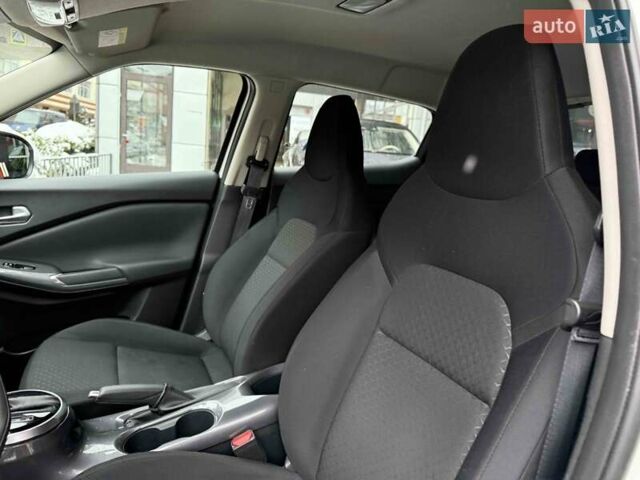 Белый Ниссан Жук, объемом двигателя 1 л и пробегом 61 тыс. км за 18900 $, фото 13 на Automoto.ua