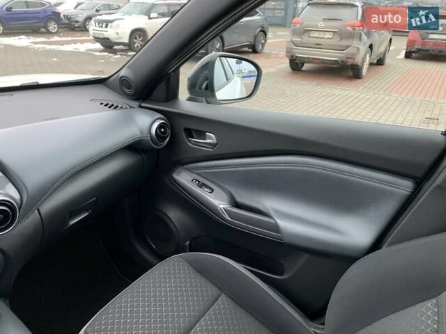 Белый Ниссан Жук, объемом двигателя 1 л и пробегом 39 тыс. км за 18500 $, фото 34 на Automoto.ua