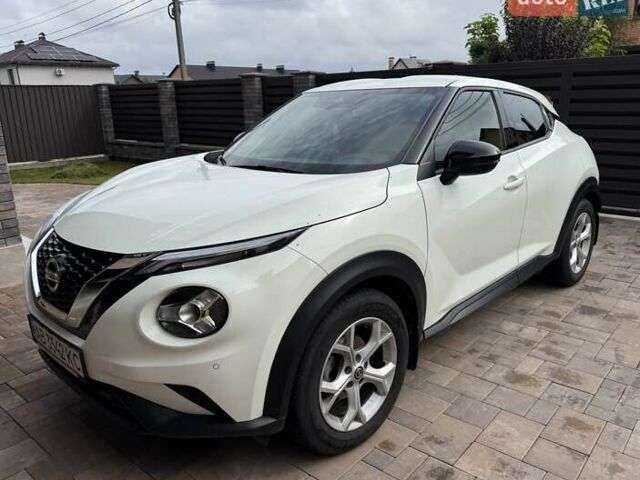 Белый Ниссан Жук, объемом двигателя 1 л и пробегом 23 тыс. км за 21000 $, фото 1 на Automoto.ua