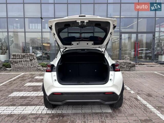 Білий Ніссан Жук, об'ємом двигуна 1 л та пробігом 25 тис. км за 20168 $, фото 6 на Automoto.ua