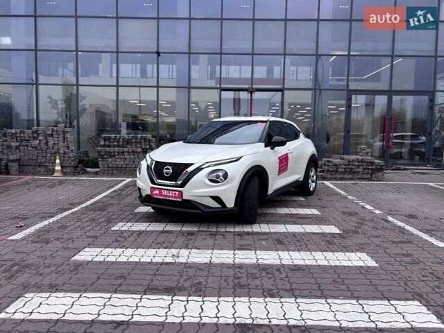 Білий Ніссан Жук, об'ємом двигуна 1 л та пробігом 25 тис. км за 20168 $, фото 1 на Automoto.ua