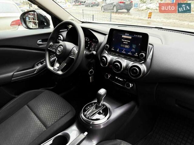 Белый Ниссан Жук, объемом двигателя 1 л и пробегом 61 тыс. км за 18900 $, фото 43 на Automoto.ua