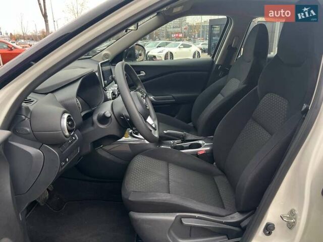 Білий Ніссан Жук, об'ємом двигуна 1 л та пробігом 35 тис. км за 18990 $, фото 7 на Automoto.ua