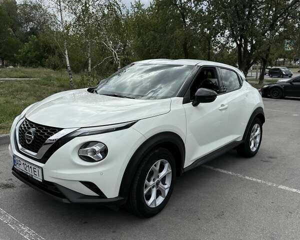 Белый Ниссан Жук, объемом двигателя 1 л и пробегом 26 тыс. км за 21500 $, фото 5 на Automoto.ua