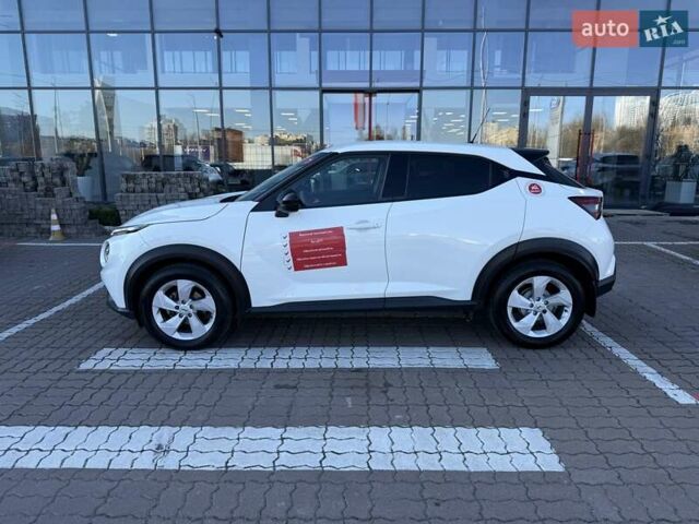 Белый Ниссан Жук, объемом двигателя 1 л и пробегом 55 тыс. км за 18469 $, фото 25 на Automoto.ua