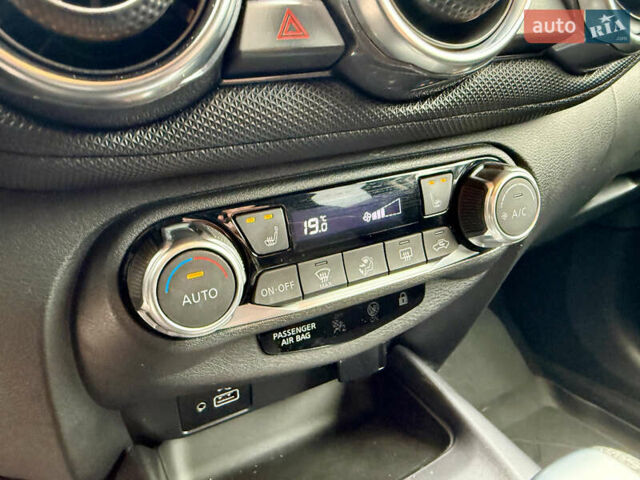 Белый Ниссан Жук, объемом двигателя 1 л и пробегом 53 тыс. км за 21300 $, фото 21 на Automoto.ua