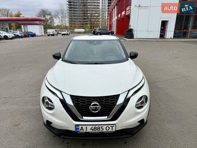 Белый Ниссан Жук, объемом двигателя 1 л и пробегом 53 тыс. км за 21300 $, фото 7 на Automoto.ua