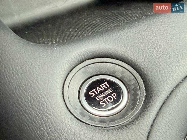 Белый Ниссан Жук, объемом двигателя 1 л и пробегом 7 тыс. км за 22500 $, фото 61 на Automoto.ua