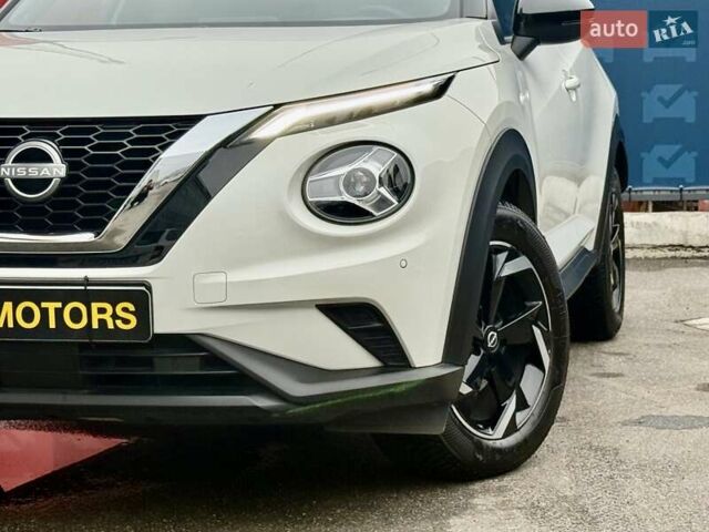 Белый Ниссан Жук, объемом двигателя 1 л и пробегом 7 тыс. км за 22500 $, фото 7 на Automoto.ua