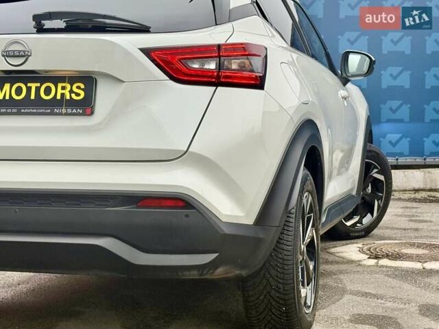 Белый Ниссан Жук, объемом двигателя 1 л и пробегом 7 тыс. км за 22500 $, фото 35 на Automoto.ua